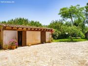 Hermosa Casa Reformada con Jardín y Piscina en Santa...