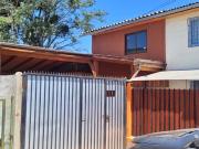 HERMOSA CASA REMODELADA 2 PISOS 3D, 2B EN LIMACHE