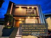 Hermosa Casa Remodelada en Chiluca VENDIDA