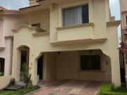 Hermosa Casa Remodelada en Villa California