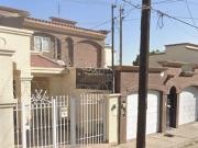 HERMOSA CASA RESIDENCIAL CON EXCELENTE UBICACION, CON...