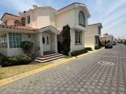 Hermosa Casa Residencial Versalles, en La Zona Dorada de... Hermosa Casa Residencial Versalles, en La Zona Dorada de...