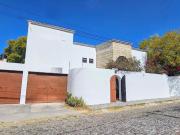 Hermosa Casa San Miguelense amplia con jard?n, Villa de...