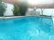 HERMOSA CASA SEMI NUEVA CON PISCINA