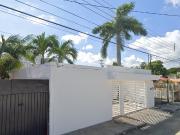 HERMOSA CASA. SUPERMANZANA 27. CANCUN. QUINTANA ROO