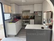 Hermosa Casa Totalmente Remodelada y Actualizada en...