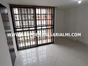 Hermosa Casa Unifamiliar En Arriendo Sector Floresta...