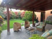 HERMOSA CASA VISTA PARQUE SURCO LIMITE MIRAFLORES