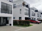 Hermosa Casa Zafiro!