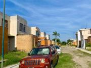 Hermosa Casita con exclusivo Club de Alberca