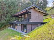 Hermosa finca con acceso al embalse en venta El Peñol Hermosa finca con acceso al embalse en venta El Peñol