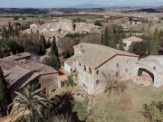 Hermosa masía familiar con un amplio jardín y dos...