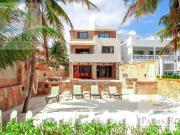 HERMOSA PROPIEDAD FRENTE AL MAR