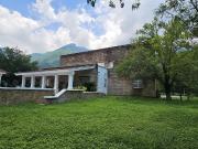 HERMOSA QUINTA EN LAS MARGARITAS SANTIAGO NUEVO LEON...