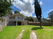 HERMOSA QUINTA EN VENTA, SECTOR UZHUPUD