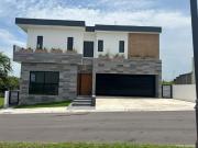 Hermosa residencia 480 m² con 4 recámaras en venta en...