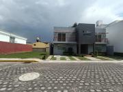 Hermosa Residencia a la venta en Metepec Zona de Town Square