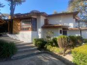 HERMOSA RESIDENCIA CON ACABADOS COLONIALES