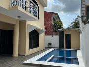 Hermosa Residencia con Alberca y Jacuzzi en Tulipanes