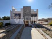 Hermosa residencia de 3 pisos en Real de Juriquilla Hermosa residencia de 3 pisos en Real de Juriquilla