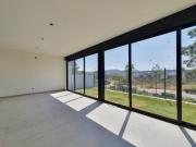 Hermosa Residencia en Altozano, C.335 m2, Jardín, Estudio