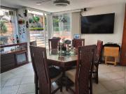 HERMOSA RESIDENCIA EN CIRCUITO ECONOMISTAS, CON...