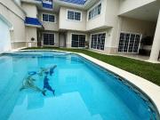 HERMOSA RESIDENCIA EN COSTA DE ORO EN VENTA