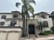 HERMOSA RESIDENCIA EN CUMBRES 2DO SECTOR
