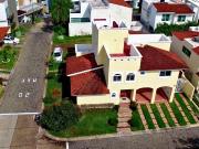 Hermosa Residencia en Esquina Puertas del Tule