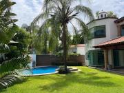 Hermosa residencia en exclusivo fraccionamiento Kloster...