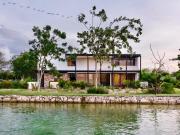 Hermosa Residencia en Privada Altozano M?rida