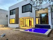 Hermosa Residencia en Privada Yucatán Country Club
