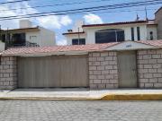 HERMOSA RESIDENCIA EN RENTA