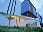 Hermosa Residencia en Solares $12,700,000