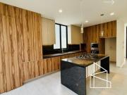 HERMOSA RESIDENCIA EN VENTA A ESTRENAR, de 3 Niveles en...