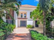 Hermosa Residencia en venta dentro del Club de Golf la...