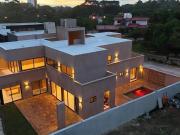 Hermosa residencia en venta en el fraccionamiento los...