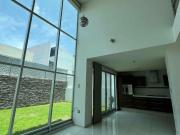 Hermosa residencia en venta en Lomas de Angelopolis