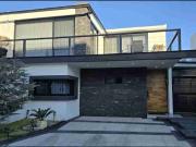 Hermosa residencia en venta en Los Robles Residencial,...