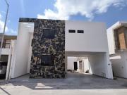 HERMOSA RESIDENCIA EN VENTA EN VILLAS DE LAS PALMAS