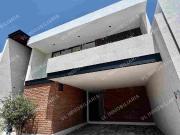 HERMOSA RESIDENCIA ONTELIGENTE EN VENTA RESIDENXIAL...