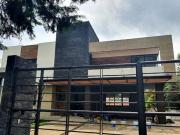 BAJA DE PRECIOHERMOSA REMODELADA 4 RECAMARAS GRAN JARDIN...