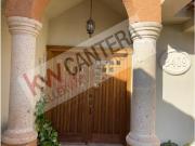 HERMOSA RESIDENCIA TIPO BASEMENT, EN FRACCIONAMIENTO...