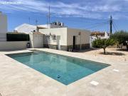 Hermosa villa de 4 dormitorios con piscina privada en...