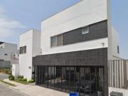 HERMOSA Y AMPLIA CASA EN MONTERREY N.L. CASS