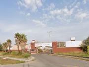 Hermosa y amplia casa en remate en Privada de la...