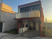 Hermosa y amplia casa en renta en Galaxia La Calera