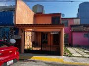 Hermosa y amplia Casa en Renta en privada cerrada con...