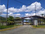 HERMOSA Y AMPLIA QUINTA EN BOSQUE VALLE 800m2 5h/3b/3p
