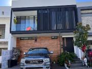 Hermosa y Espectacular Residencia de Oportunidad Valle...